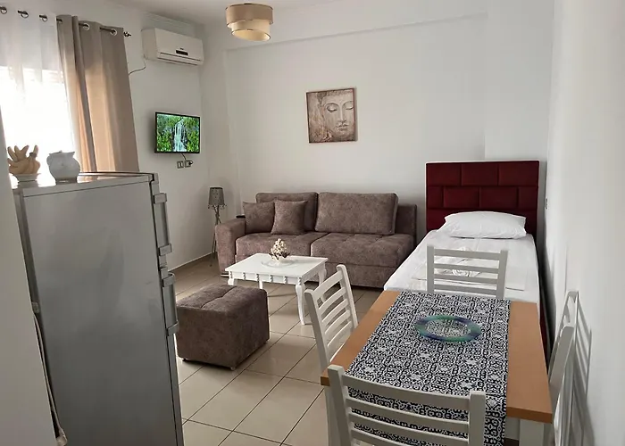 Electra &apartments Ii *